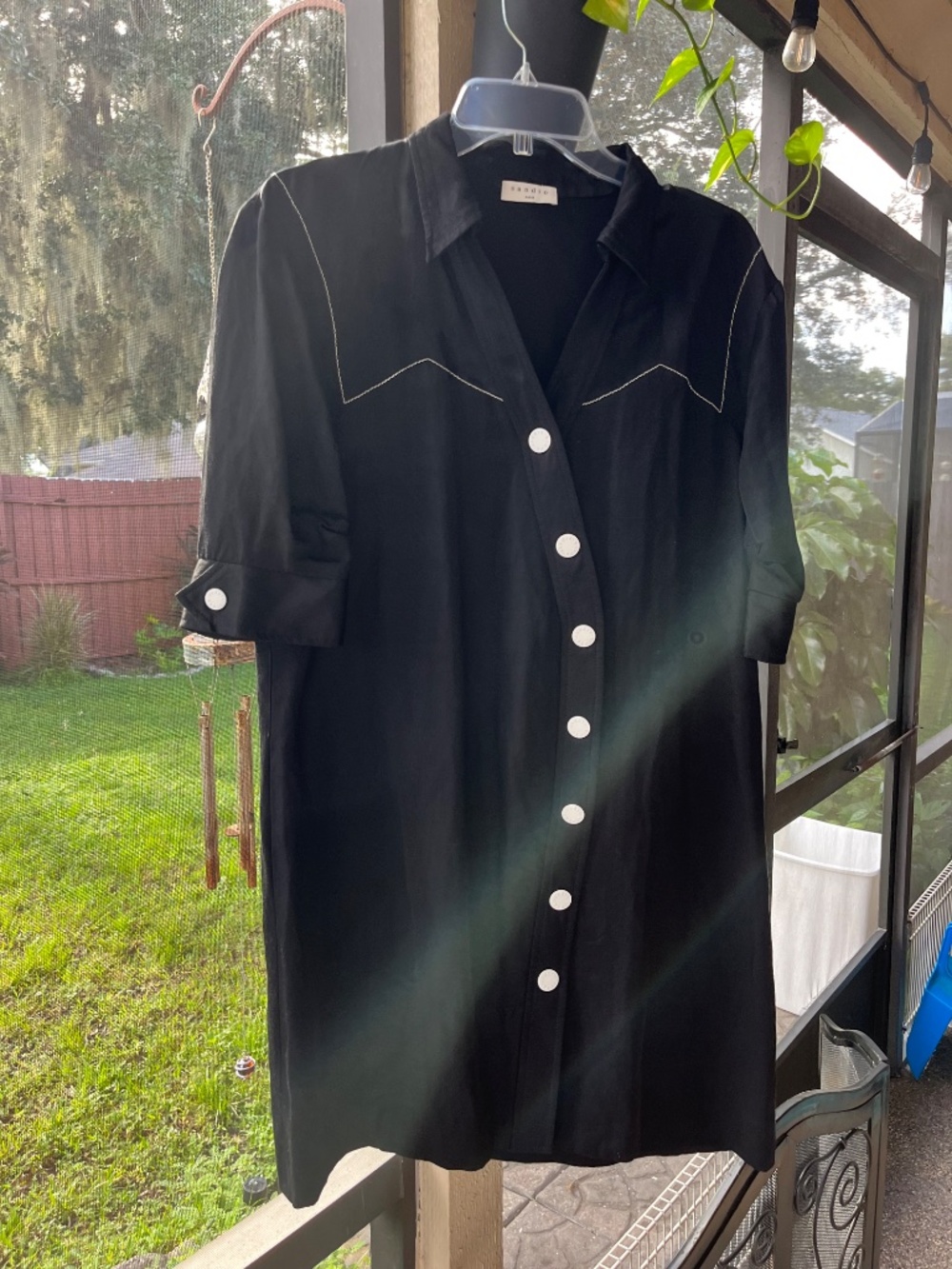 Sandro Kunga black dress snap-front closure with contrasting white buttons - Picture 2 of 13